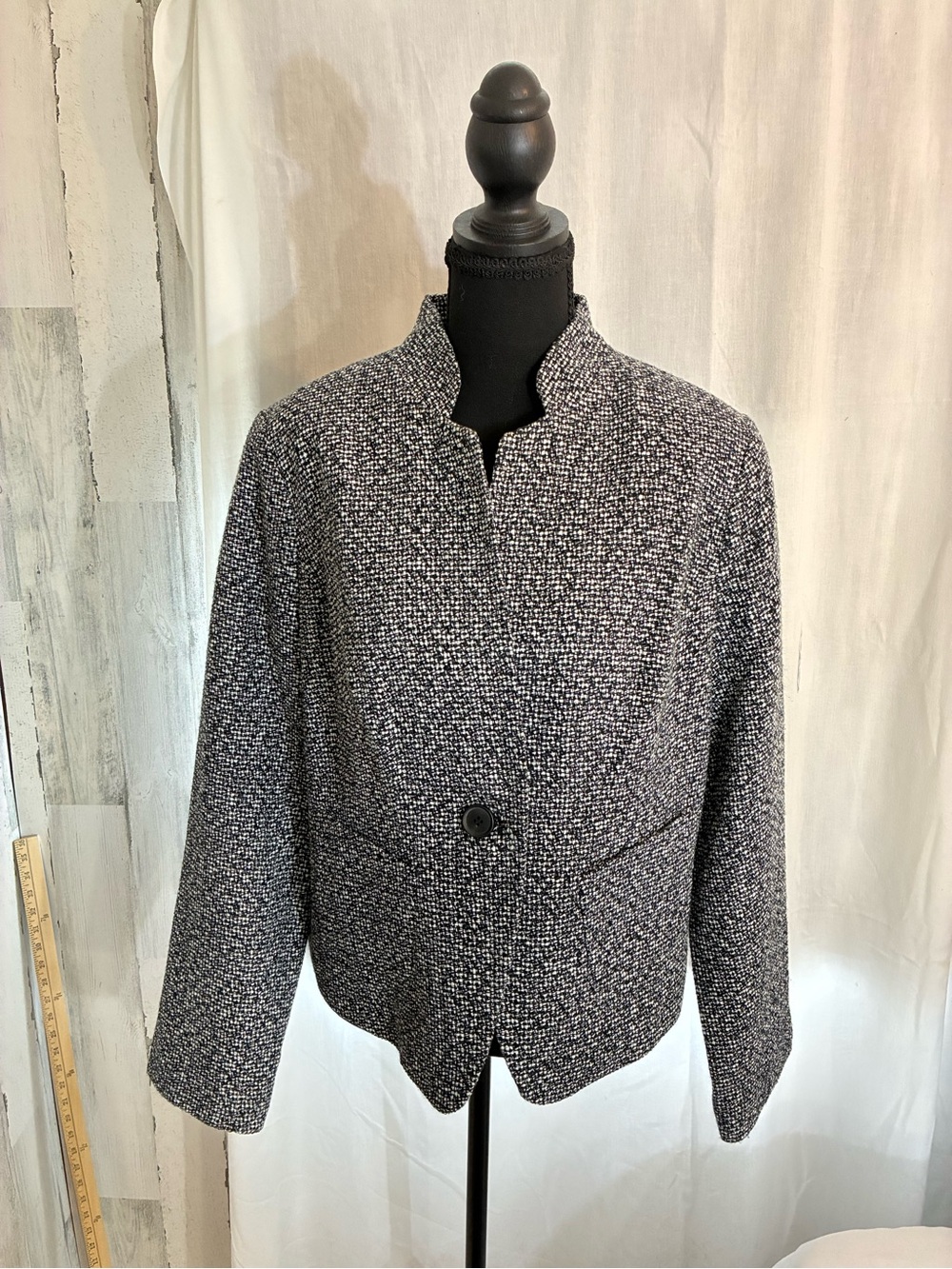 Liz Claiborne Black and White Tweed Single-Button Jacket Sz L
